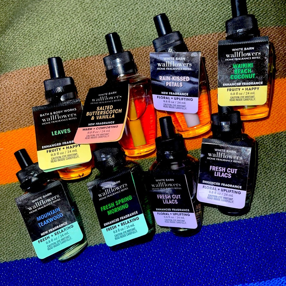 White Barn Bath and Body Works wallflowers (8 included in LOT sale
